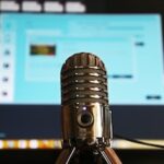 microphone-and-software-voiceover-tools